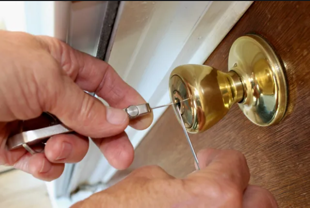 The Biggest Advantages of Emergency Locksmith Services - Articles Hubspot