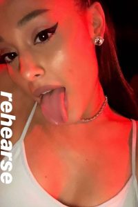 ariana grande sexy face