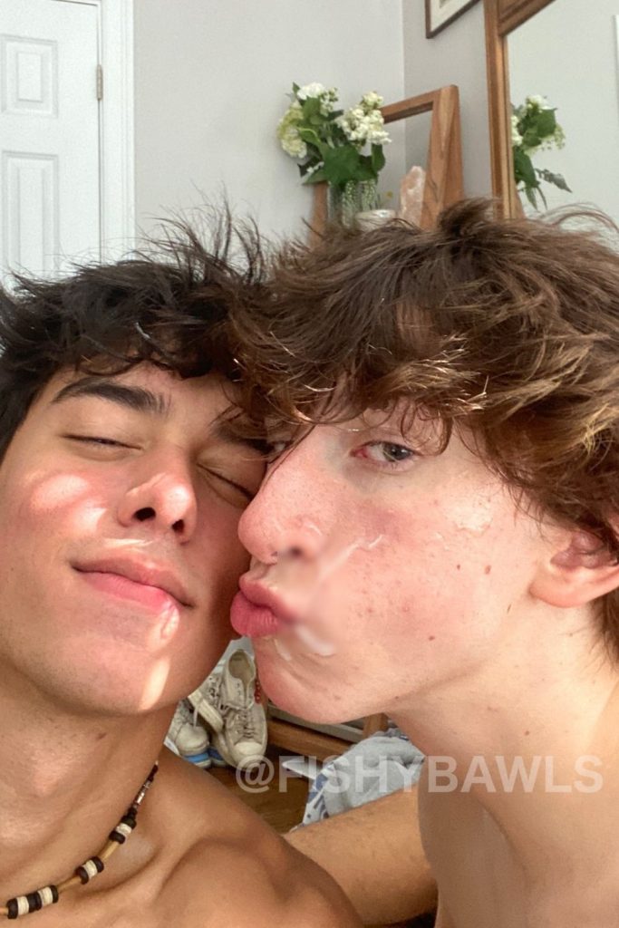 fishybawls gay kiss