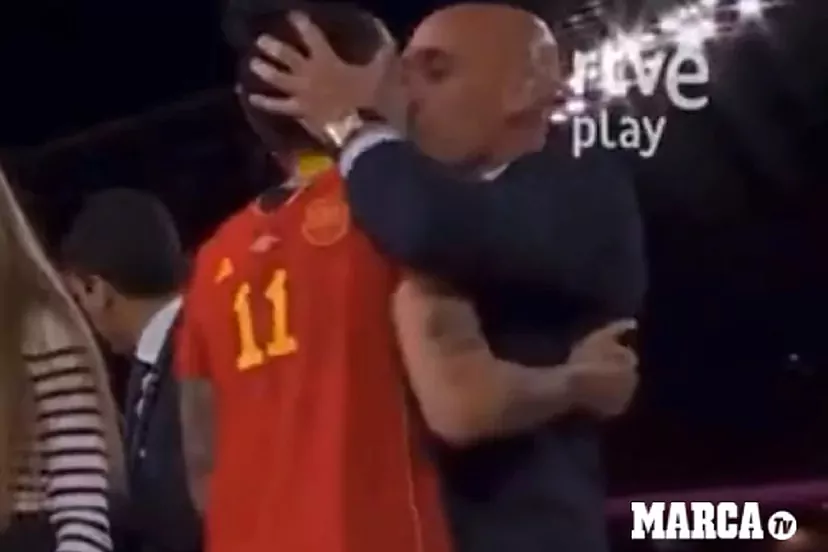 spanish football world cup kiss